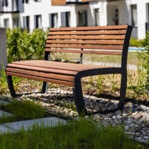 Moderne parkbank online te bestellen – elegant design in staal en hout.
