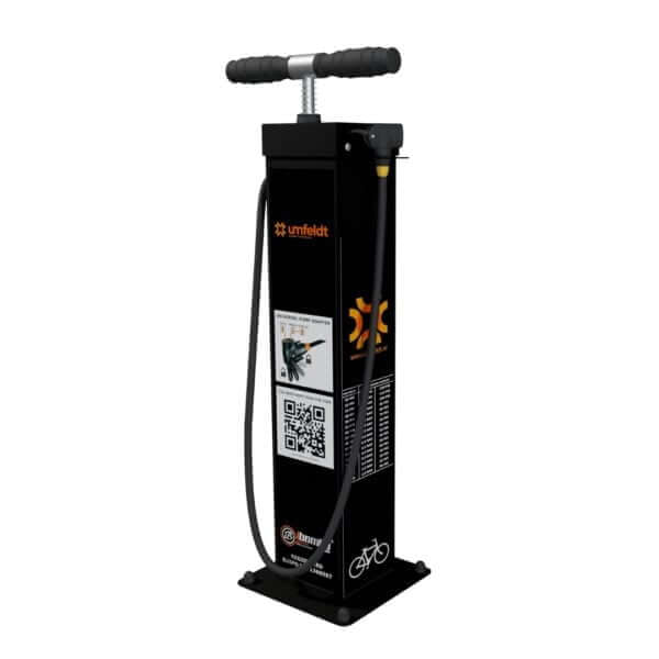 Zwarte Umfeldt fietspomp met universele adapter en QR-code