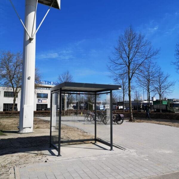 Overkapping voor betaalautomaat of rookplek in RAL 7016
