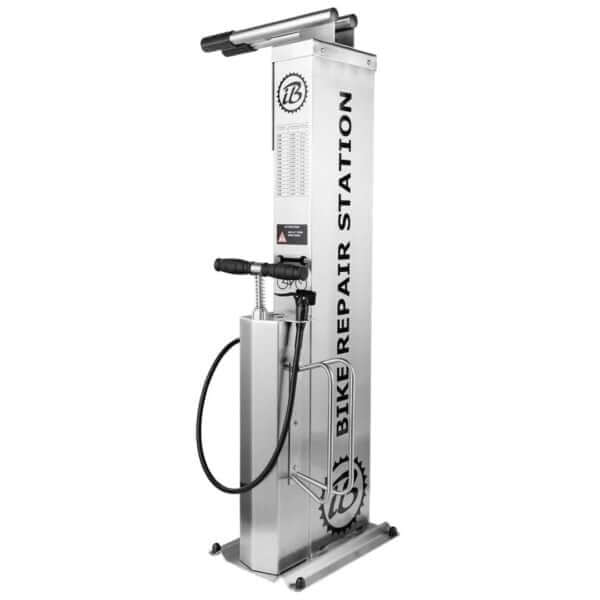 fiets-onderhoudsstation-umfeldt-2-21 zilverkleurig bike repair station met robuuste fietspomp en gereedschap