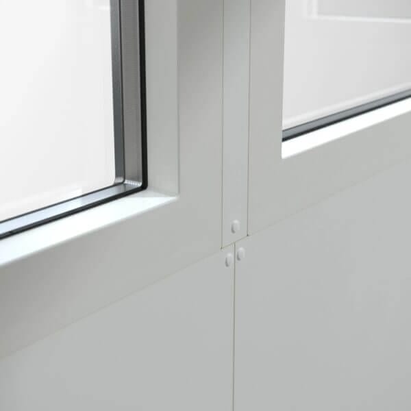 kantoorunit-buiten-wserie-detail-6-9 Wachthuisje, prefab kantoorunit met raam verkrijgbaar