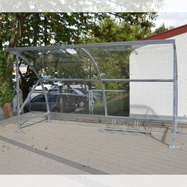 Verzinkte fietsoverkapping 4130x2100mm verankerd op tegels