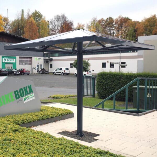 Rookoverkapping type Regensburg direct online kopen Vrijstaande rookoverkapping type Regensburg met centrale staander en transparant dak