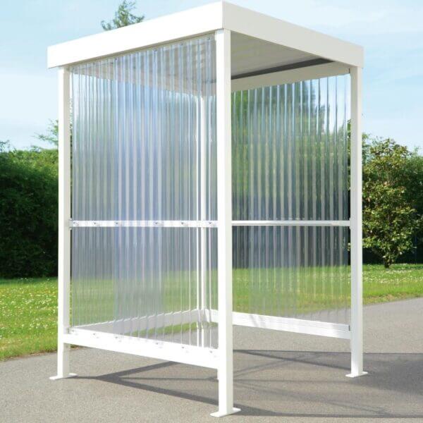 rookoverkapping in RAL-9002 kopen Rookabri gecoat in RAL-9002 met polycarbonaat zij- en achterwanden op een buitenterrein